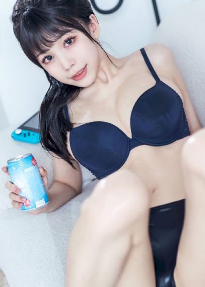 办公室扒开奶罩揉吮奶头A片口述_1080P迅雷电影在线