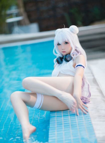 久草美女_4K手机在线看